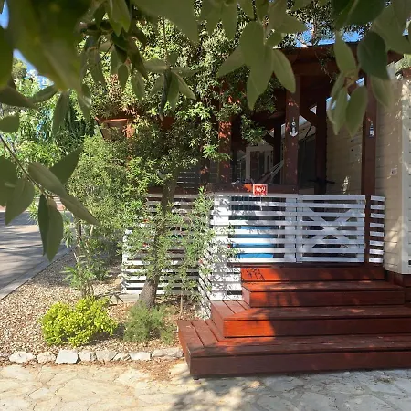 Pine And Lavander Campsite *